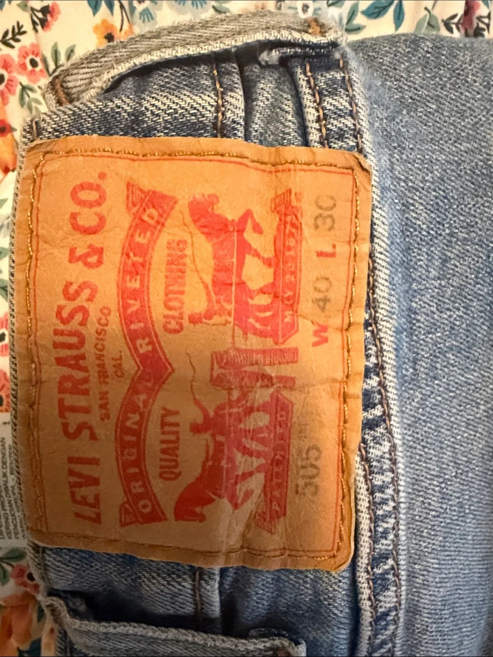 Levi's Light Wash Straight-Leg Jeans